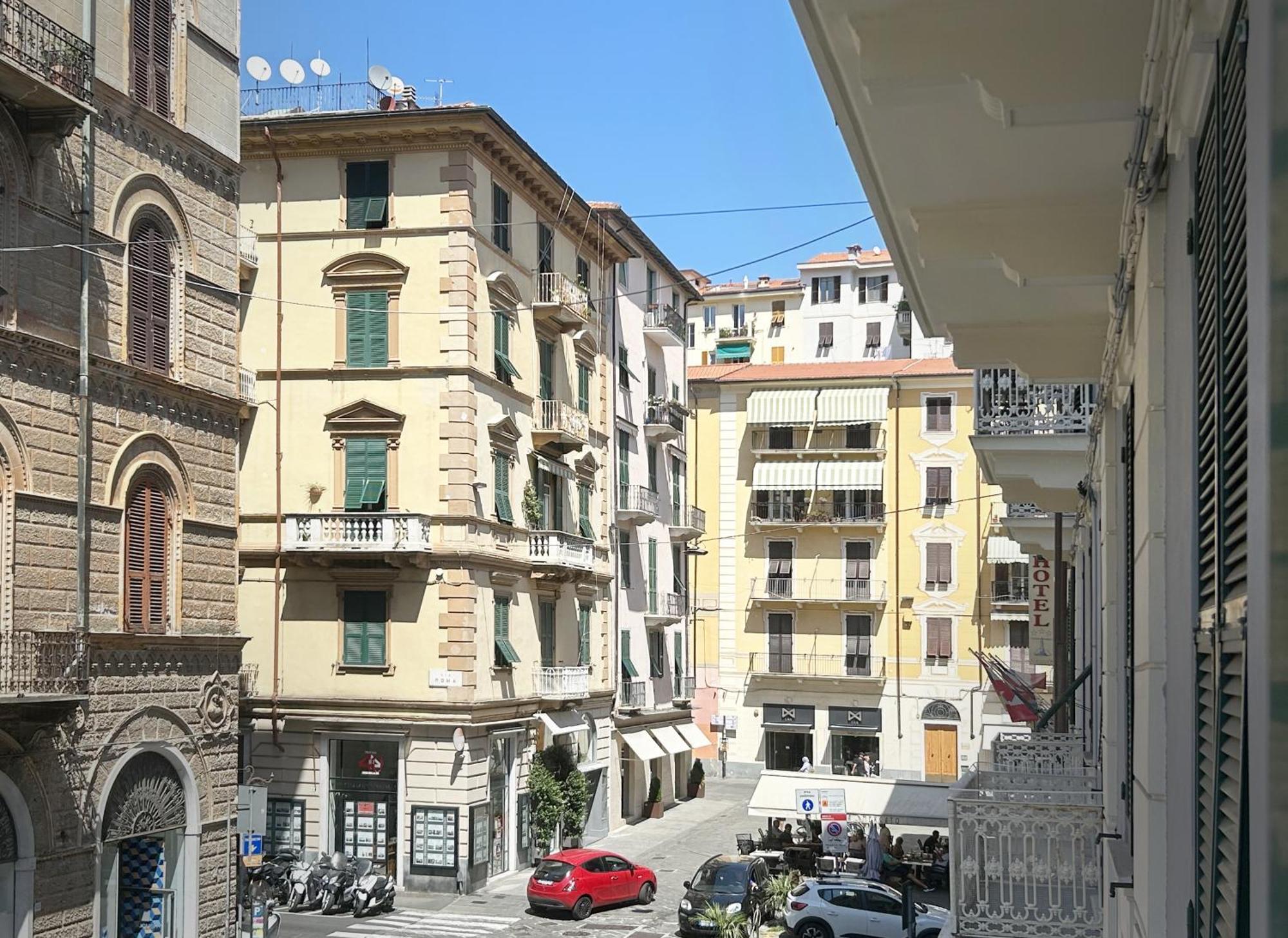 Affittacamere Everest La Spezia Exterior foto